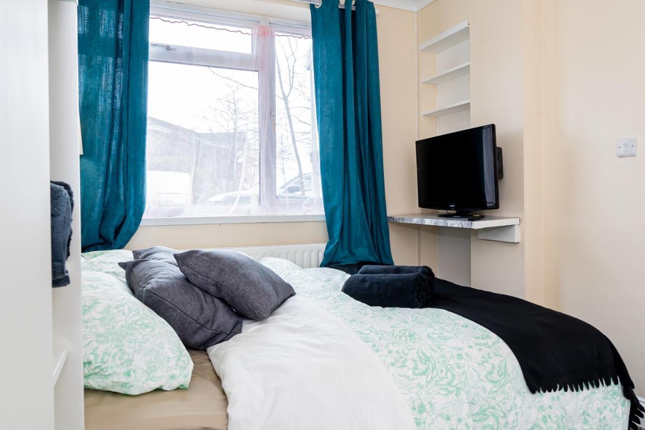 Shirley House 3, Guest House, Self Catering, Self Check In With Smart Locks, Use Of Fully Equipped Kitchen, Close To City Centre, Ideal For Longer Stays, Walking Distance To Bat, 20 Min Drive To Fawley Refinery, Excellent Transport Links Southampton Extérieur photo
