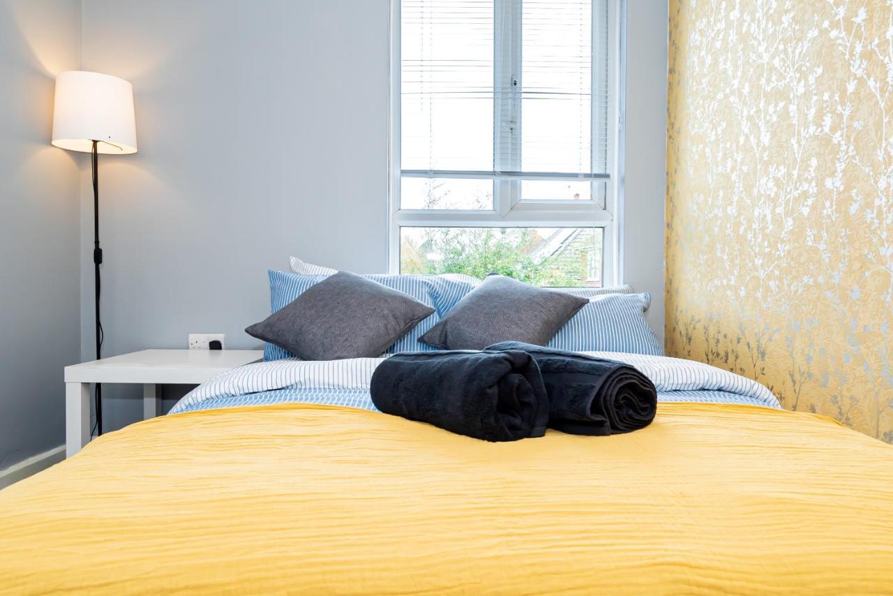 Shirley House 3, Guest House, Self Catering, Self Check In With Smart Locks, Use Of Fully Equipped Kitchen, Close To City Centre, Ideal For Longer Stays, Walking Distance To Bat, 20 Min Drive To Fawley Refinery, Excellent Transport Links Southampton Extérieur photo