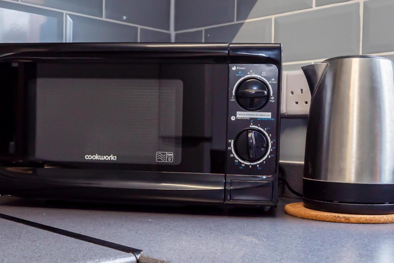 Shirley House 3, Guest House, Self Catering, Self Check In With Smart Locks, Use Of Fully Equipped Kitchen, Close To City Centre, Ideal For Longer Stays, Walking Distance To Bat, 20 Min Drive To Fawley Refinery, Excellent Transport Links Southampton Extérieur photo