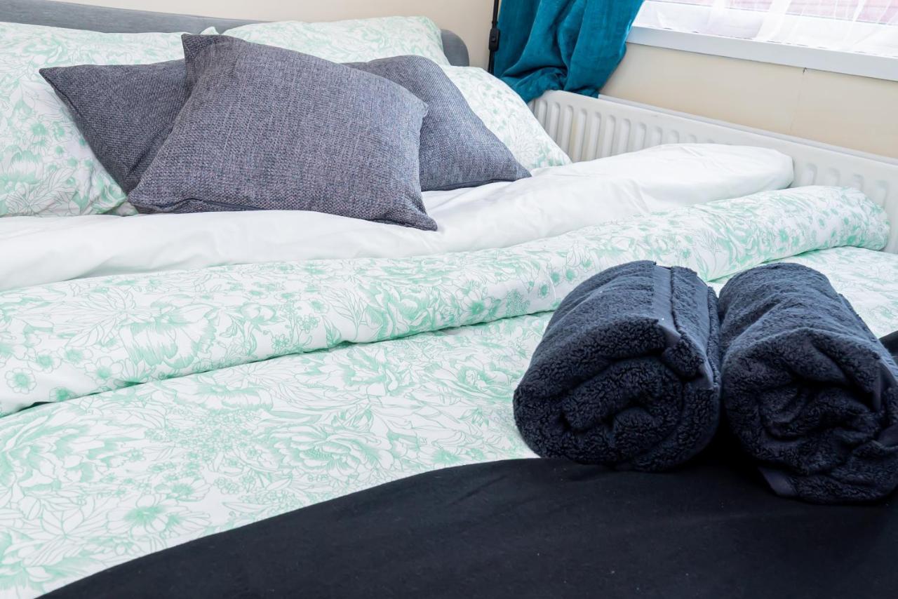 Shirley House 3, Guest House, Self Catering, Self Check In With Smart Locks, Use Of Fully Equipped Kitchen, Close To City Centre, Ideal For Longer Stays, Walking Distance To Bat, 20 Min Drive To Fawley Refinery, Excellent Transport Links Southampton Extérieur photo