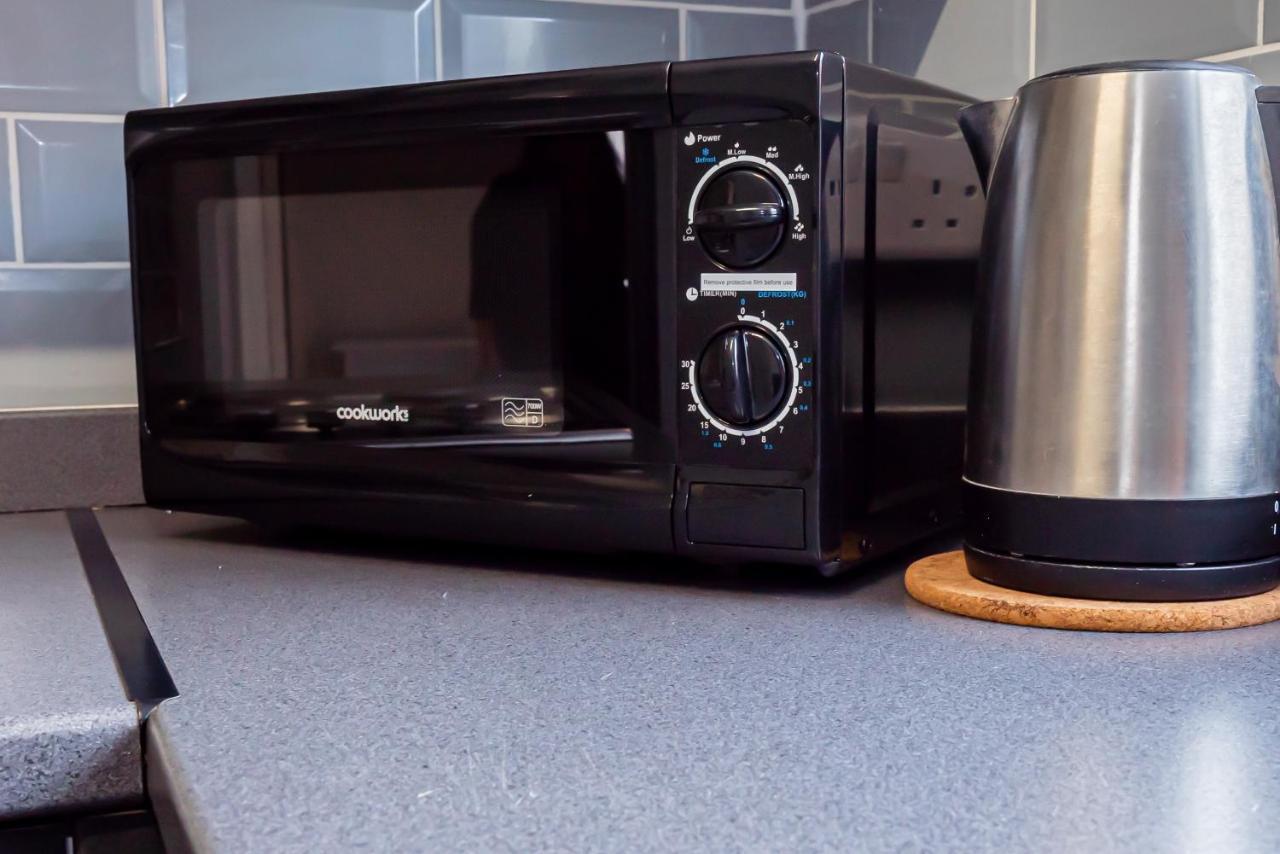 Shirley House 3, Guest House, Self Catering, Self Check In With Smart Locks, Use Of Fully Equipped Kitchen, Close To City Centre, Ideal For Longer Stays, Walking Distance To Bat, 20 Min Drive To Fawley Refinery, Excellent Transport Links Southampton Extérieur photo